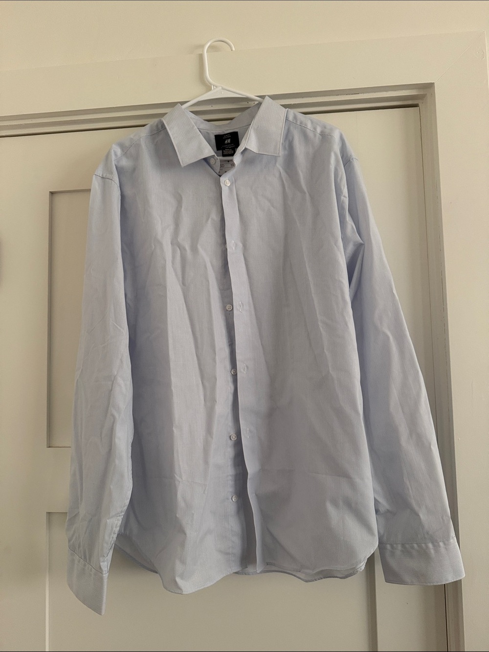 H&M Pale Blue Men's Dress Shirt - Collared Button-Up